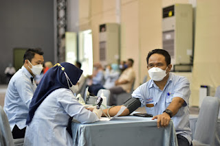 PT Bukit Asam Tbk Melaksanakan Vaksinani Booster Sebayak 5000 Dosis di Gedung Serba Guna (GSG)