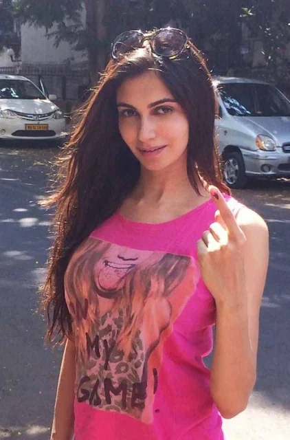 Simran Kaur Mundi Latest Photo