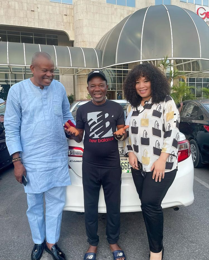 Breaking: Actor Chinwetalu Agu regains freedom from DSS custody (See pictures)