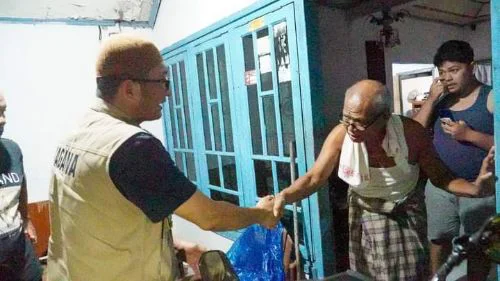 Bantu Warga Terdampak Banjir, Wako Hendri Septa Apresiasi Ashar Humanity