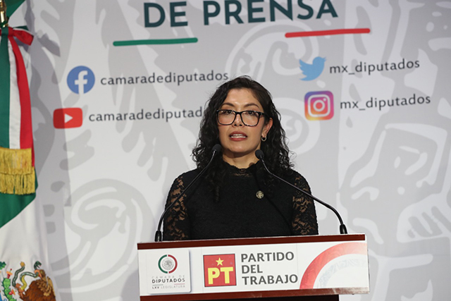 Proponen prohibir el uso de plaguicidas en México