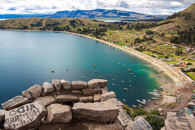Озеро Титикака со стороны Боливии
