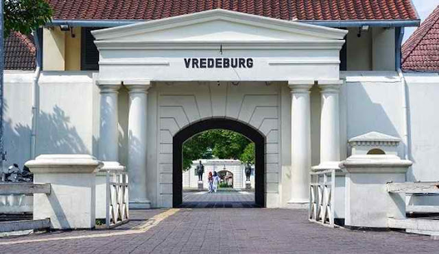 wisata bersejarah di Yogyakarta, Benteng Vredeburg