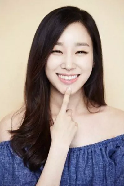 Siapakah Lee Seo Yi? 