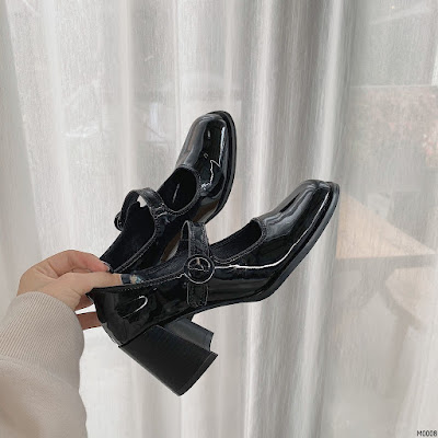 Giày Mary Jane da bóng retro sở hữu phong cách nữ sinh Hàn Quốc ngọt ngào