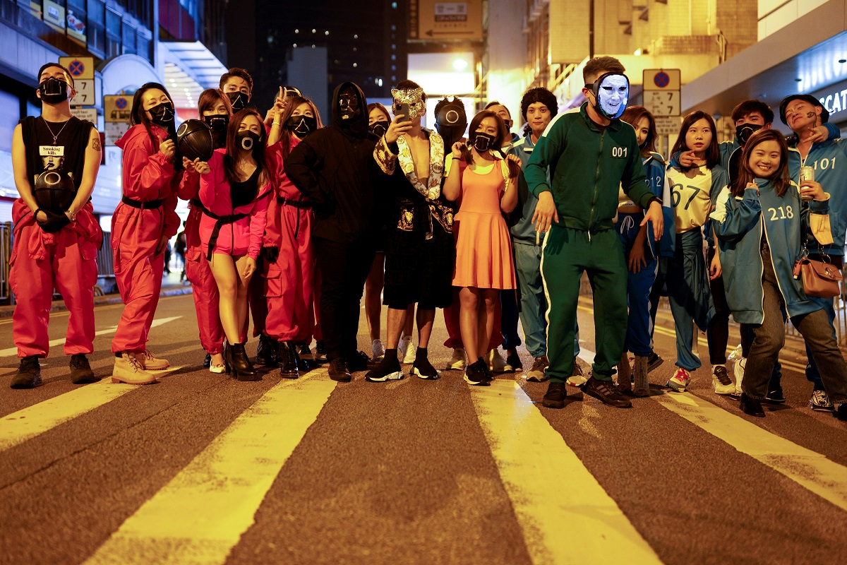 Las calles de Seúl, repletas de disfraces de ‘El juego del calamar’ para celebrar Halloween