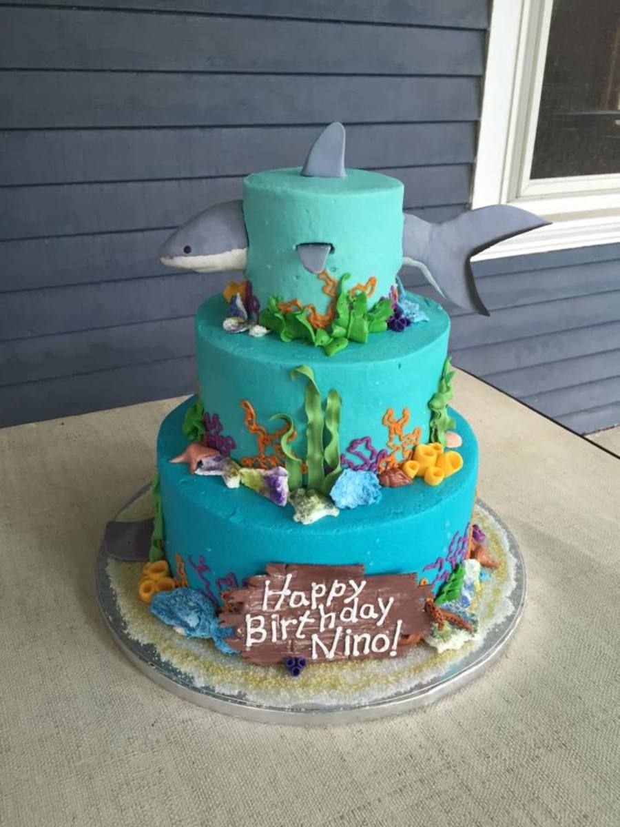 shark birthday cakes