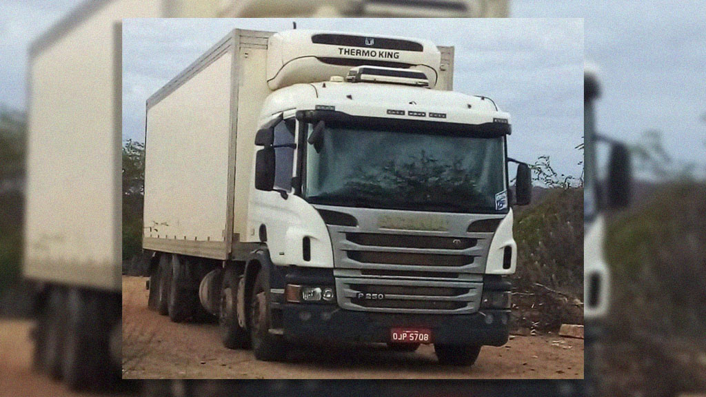 Caminhão roubado entre Sertânia e Monteiro é localizado em Iguaracy