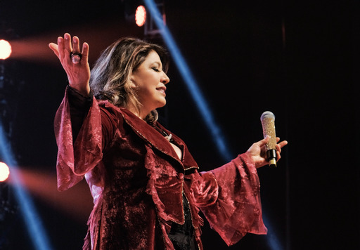        Roberta Miranda retorna aos shows presenciais com apresentação no Tom Brasil