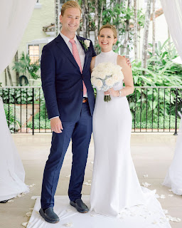 Peter Doocy with his wife Hillary Vaughn in the wedding dress