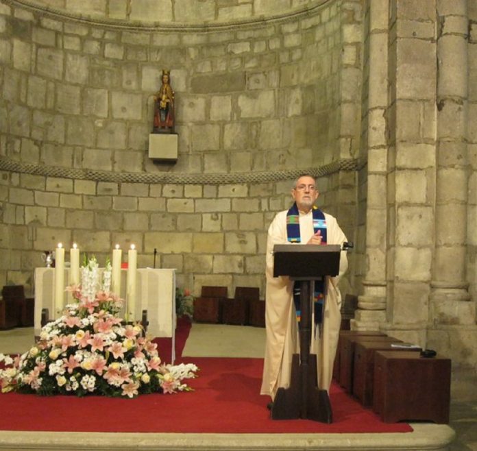 Falleció en España el padre y teólogo jesuita Mikel de Viana