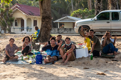 The locals are friendly, Thung Wua Laen Beach