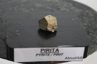 PIRITA (FeS2)