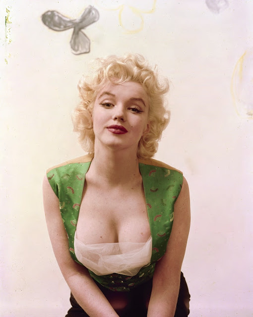 1955. Marilyn Monroe photographed by Milton H. Greene