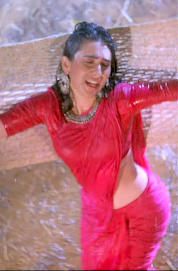 600px x 913px - 21 hot photos of Karishma Kapoor - beautiful Bollywood actresses from  90s-2000s.