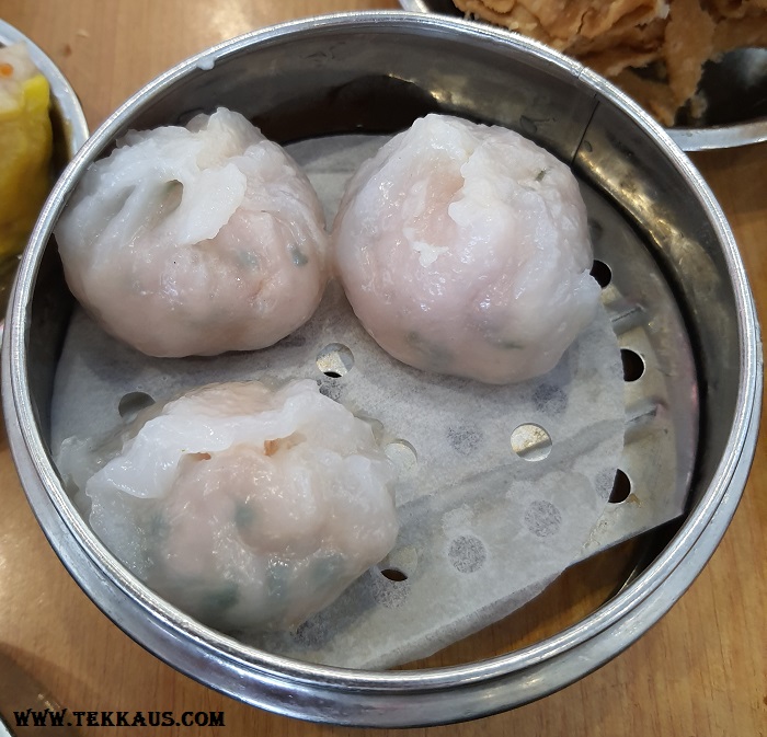 Har Gow or Xia Jiao (虾饺) - Shrimp Dumplings