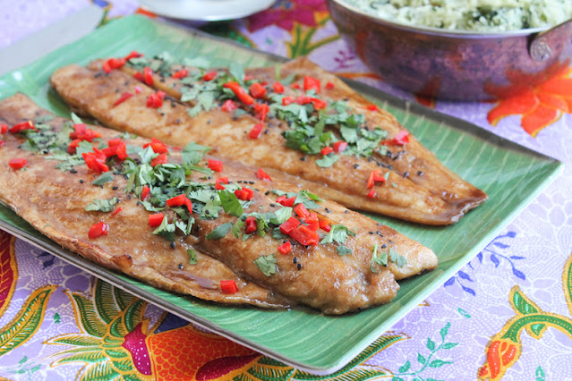 Food Lust People Love: The marinade for these broiled Asian-inspired Red Snapper Fillets includes soy sauce, Shaoxing, mirin, miso paste and sesame oil. It elevates any plain fish to fabulous!