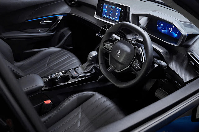 interior peugeot 2008