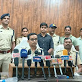  झाबुआ पुलिस की बडी कार्यवाही एक दर्जन के करीब चोरी की मोटरसायकल जप्त, दो आरोपी गिरफ्तार 