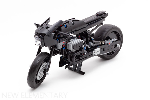 LEGO Technic THE BATMAN – BATCYCLE Motorcycle Model Toy 42155 in 2023