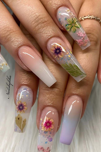 Floral Delight Acrylic Nail Design