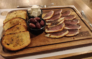 A starter platter that was SO good! Duck Jerky