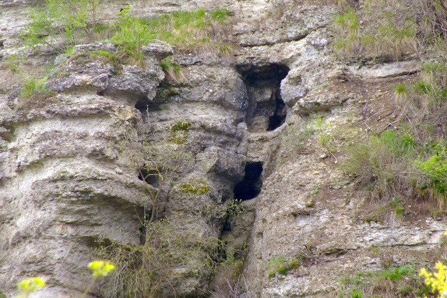 Скалы возле Тернавы