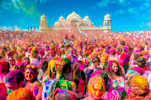 agra holi festival - travelwithsd