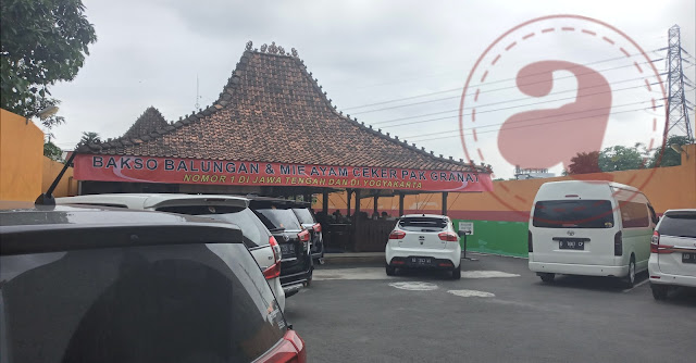 Bakso Balungan dan Mie Ayam Ceker Pak Granat