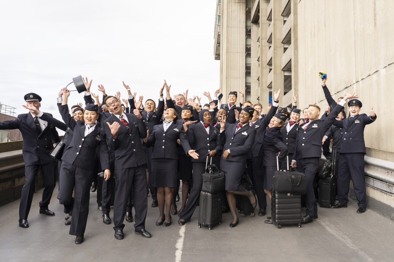 British Airways Opens Jobs for Flight Attendants, Salary Can Reach an Average of £ 28K per Year | MORE THAN FLY