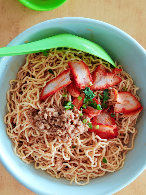 Huat_Huat_Kolo_Mee_Kuching_發發茶室