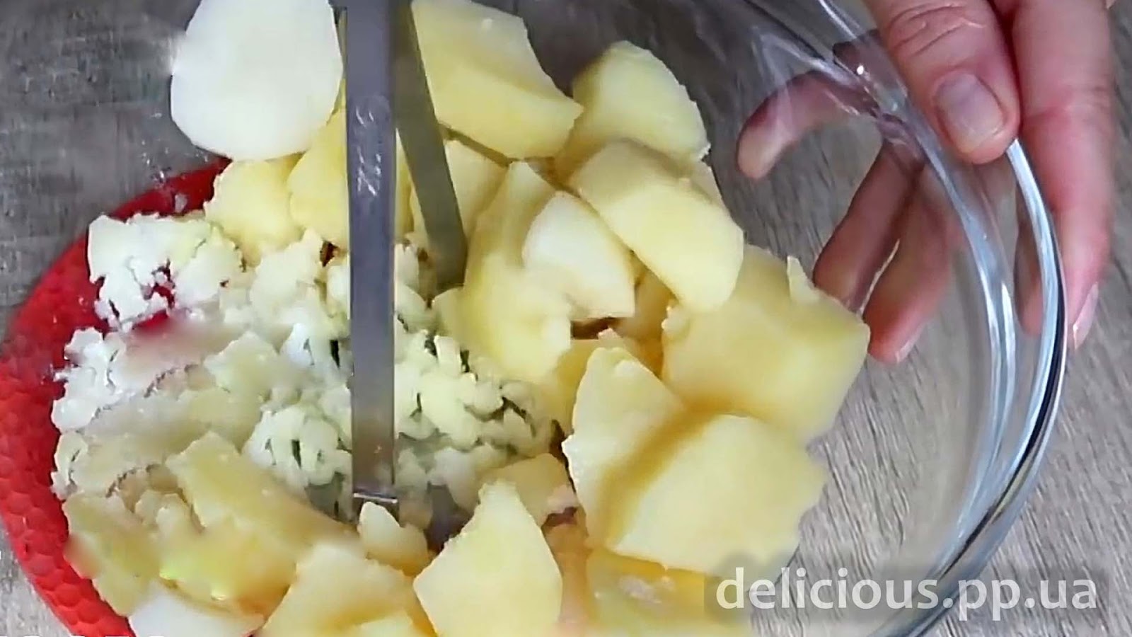 Фото приготовления рецепта: «картофельных оладий» - шаг №1