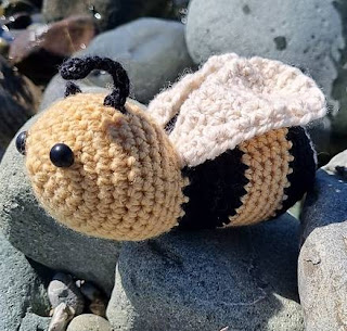 PATRON GRATIS ABEJA AMIGURUMI 49721 🐝