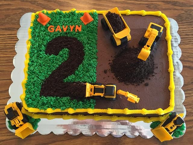 cake with trucks