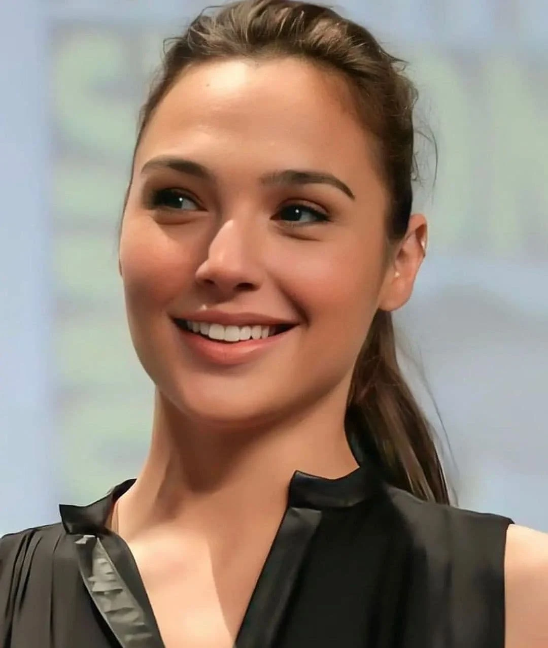 Hollywood Actress Gal Gadot gorgeous pics