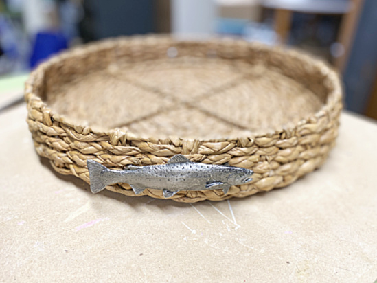 wicker tray with fish handle