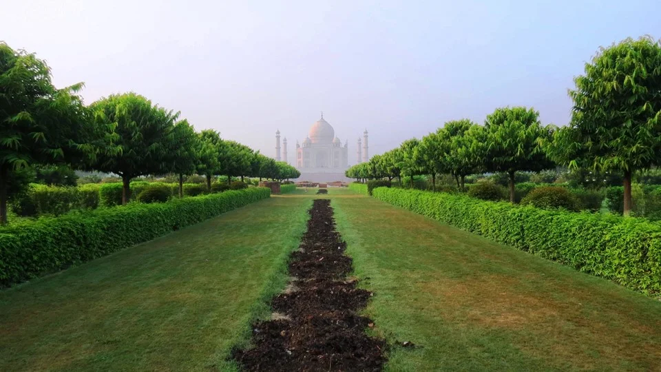 agra travel vlog,taj mahal,agra things to see,agra things to do,things to do in agra india,weekend getaways near delhi,agra tourism,agra fort,agra tour,agra vlog,agra,agra india vlog,top places to visit in agra, top 10 places to visit in agra, famous place to visit in agra, top 2 places to visit in agra, top places to visit near agra, top 5 places to visit in agra, Top Place to visit in Agra on a Two-Day Trip, Top Place to visit in Agra on a 2-Day Trip,