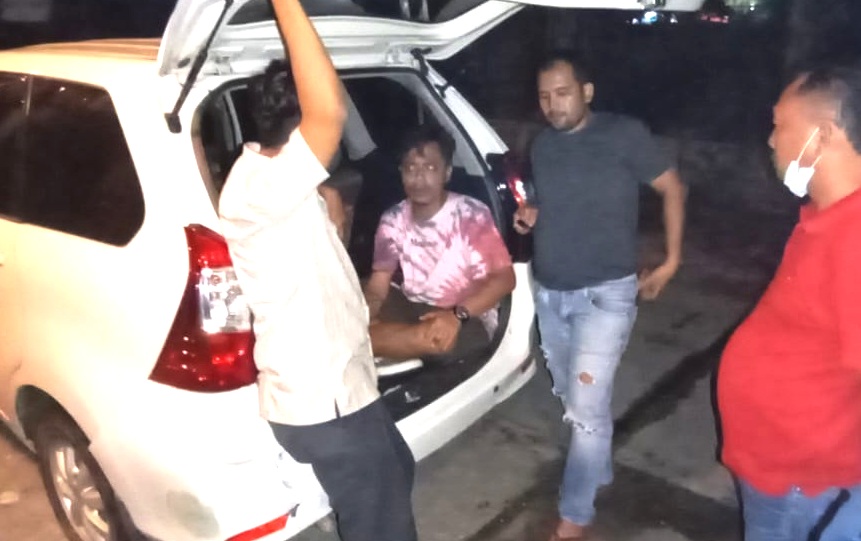 Gunakan Jasa Derek Mobil,  Pelaku Sikat Mercedes Benz di Parkiran