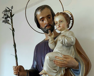 Saint Joseph appeared to a young shepherd on Mount Bessillon, Custodian of the Holy Family is not a talkative, you will draw water with joy from the fountain of salvation