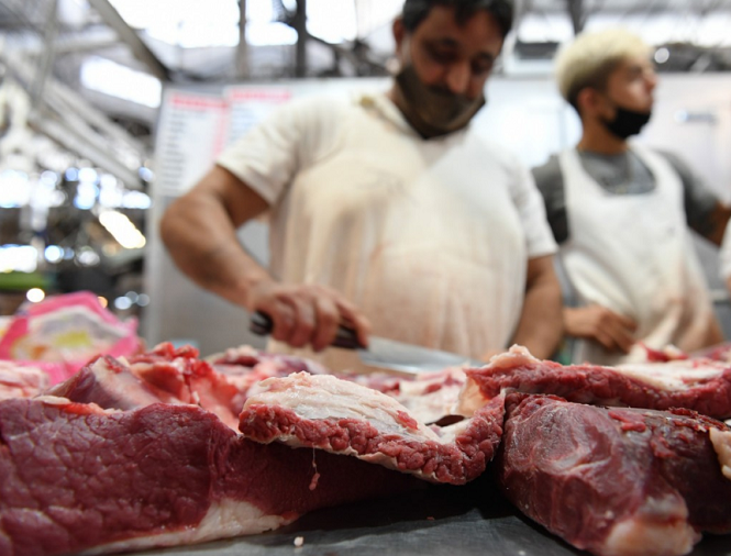 Renuevan el acuerdo para no aumentar "cortes populares" de carne hasta el 31 de diciembre