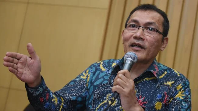 Eks-Petinggi-Kritik-Rapat-Mewah-KPK-Dana-Sebesar-Itu-Bisa-Dipakai-Buru-Harun-Masiku