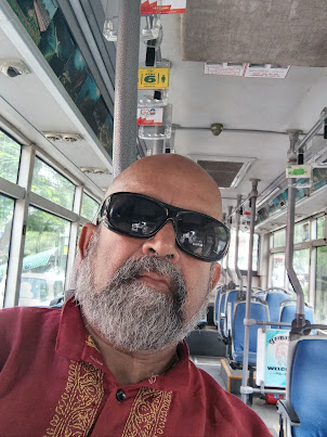 All alone on my last " Go Go Bus" ride from Mohanpura to Veer Savarkar International Airport.