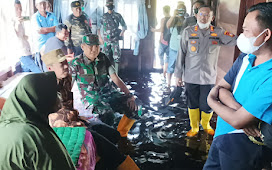 Bupati Bersama Kepala Forkominda Tinjau Rumah Warga Bagansiapiapi Terkena Banjir.