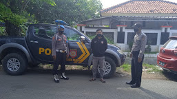 Dua Personil Polsek Arahan jajaran Polres Indramayu Melaksanakan Patroli Sambang