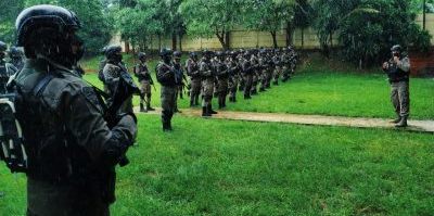 INILAH Komandan Batalyon A Pelopor, Pantau Langsung Personelnya Latihan Menembak
