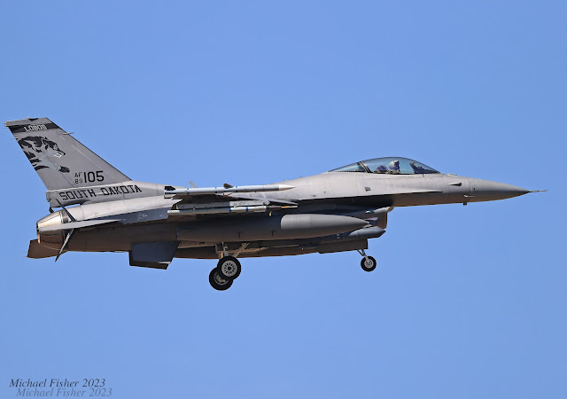 89-0105/SD F-16CM USAF