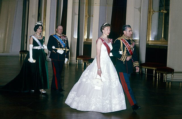 Princess Astrid married Johan Martin Ferner in Asker Church. King Olav and Queen Farah Diba. Crown Princess Märtha