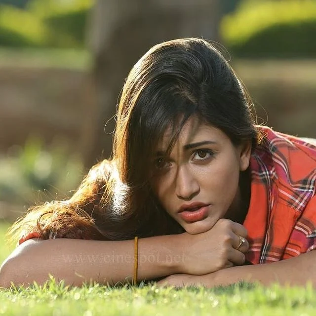 Anaika Sotti hot and sexy pictures:- South Indian Actress
