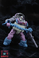 Transformers Studio Series 86 Gnaw 25