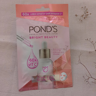 Pond's triple glow serum mask, serum dalam bentuk masker yang bisa mencerahkan kulit wajah